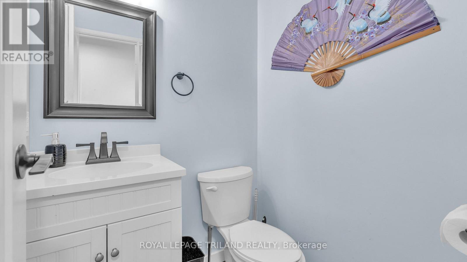 #16 595 THIRD STREET - Image 10
