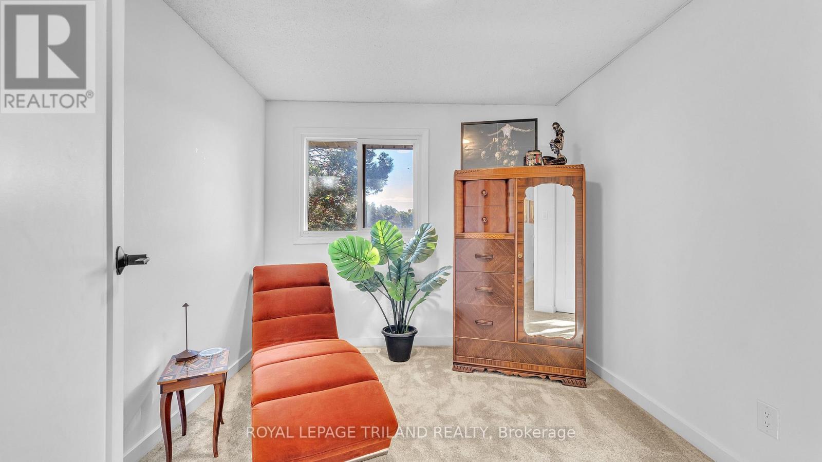 #16 595 THIRD STREET - Image 12