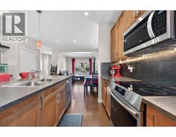 218 River Heights Green - photo 17