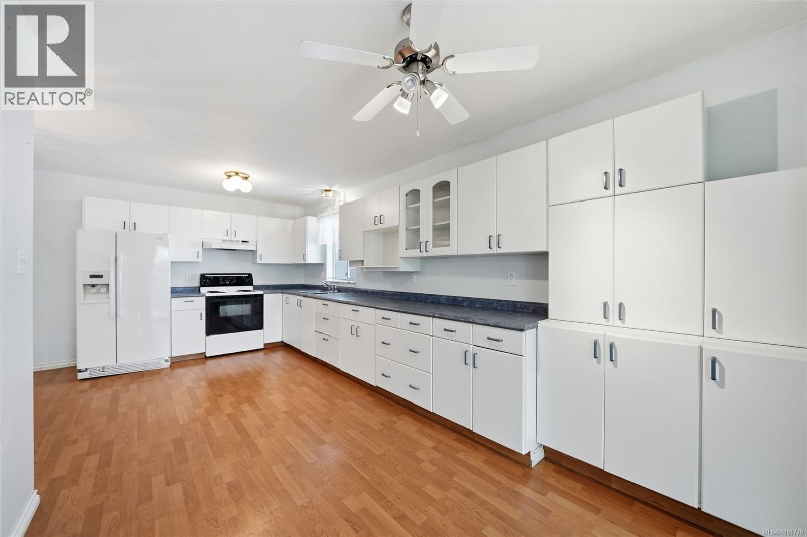 1846 Begonia Way - Image 12