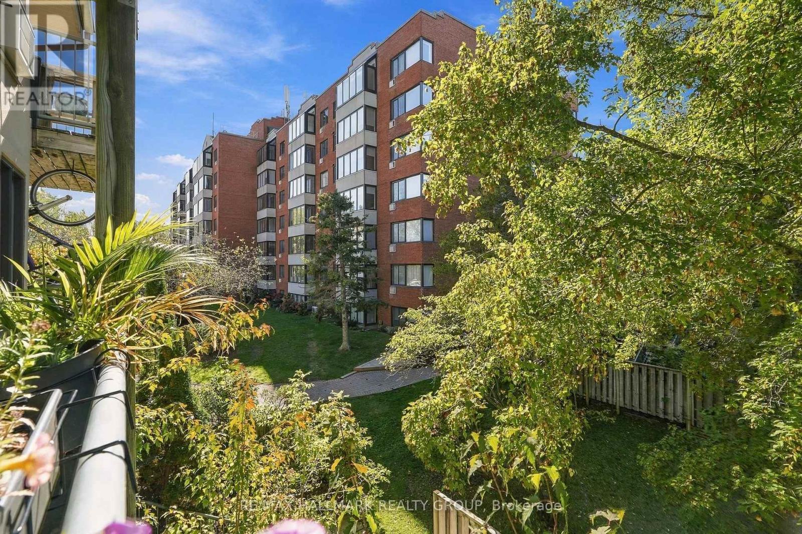 28 CRISPIN PRIVATE - Image 26