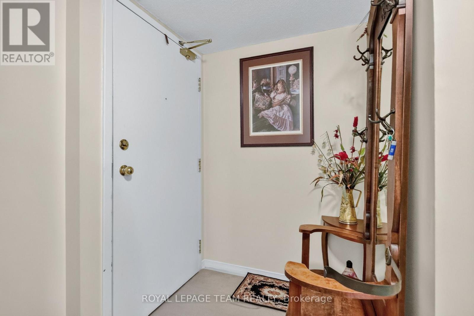 #201 40 PEARL STREET - Image 4