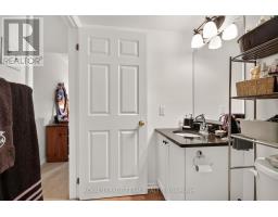 201 - 40 Pearl Street, Smiths Falls, ON K7A5B5 Photo 36
