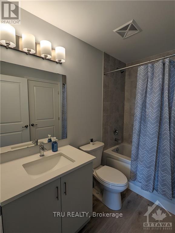 #415 1350 HEMLOCK ROAD - Image 13