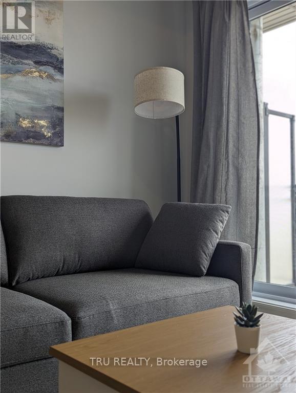 #415 1350 HEMLOCK ROAD - Image 6
