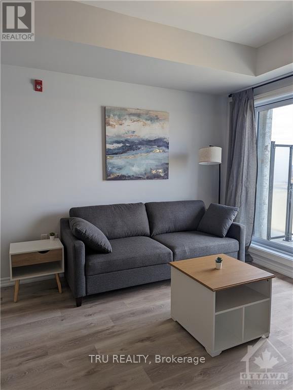 #415 1350 HEMLOCK ROAD - Image 7