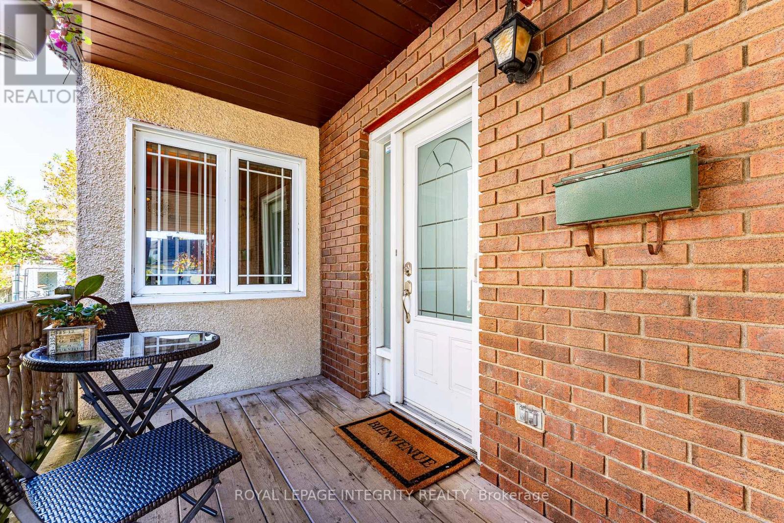 Front covered porch