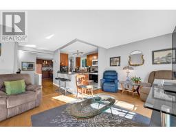 Family room - 269 Elderberry Terrace, Ottawa, ON K1E1Z2 Photo 9
