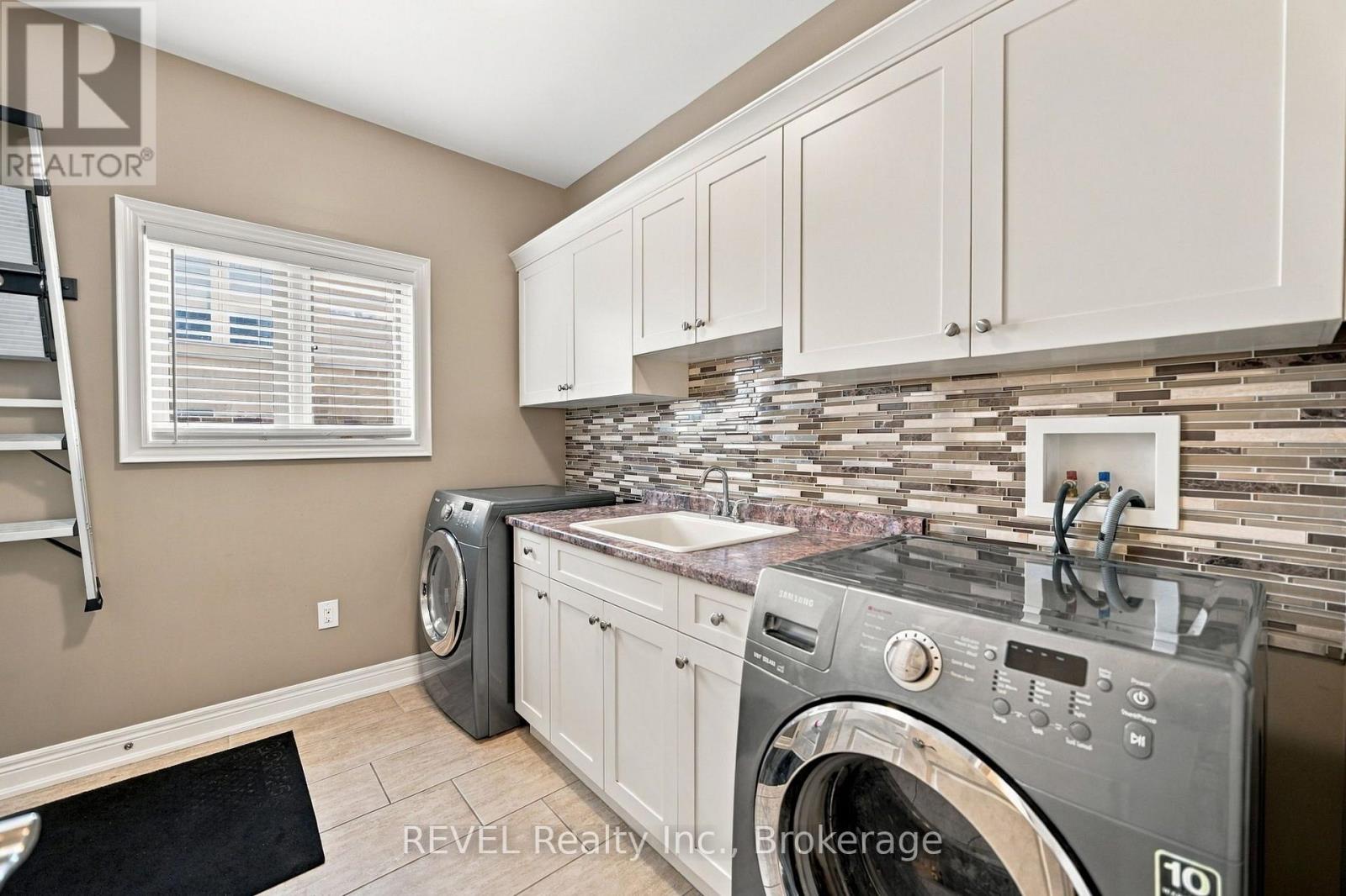 2504 MARINELLI DRIVE - Image 22