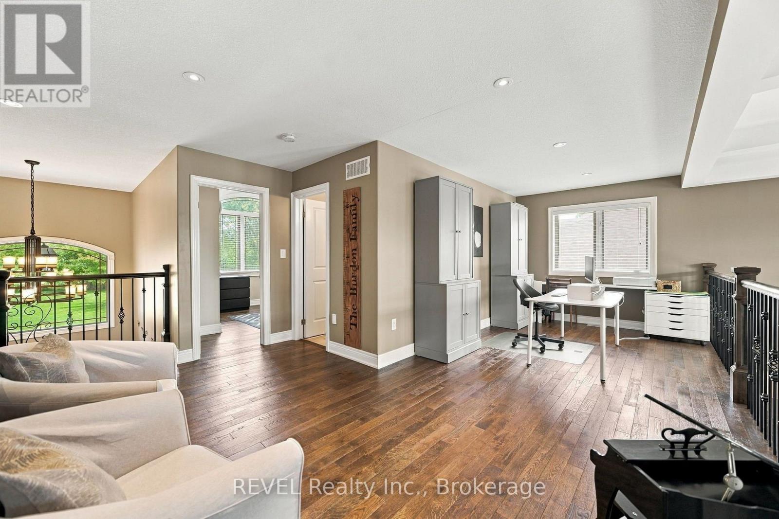 2504 MARINELLI DRIVE - Image 30