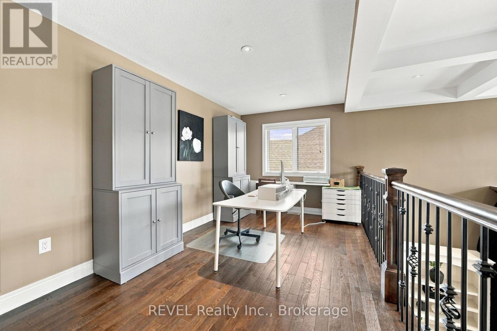 2504 MARINELLI DRIVE - Image 31
