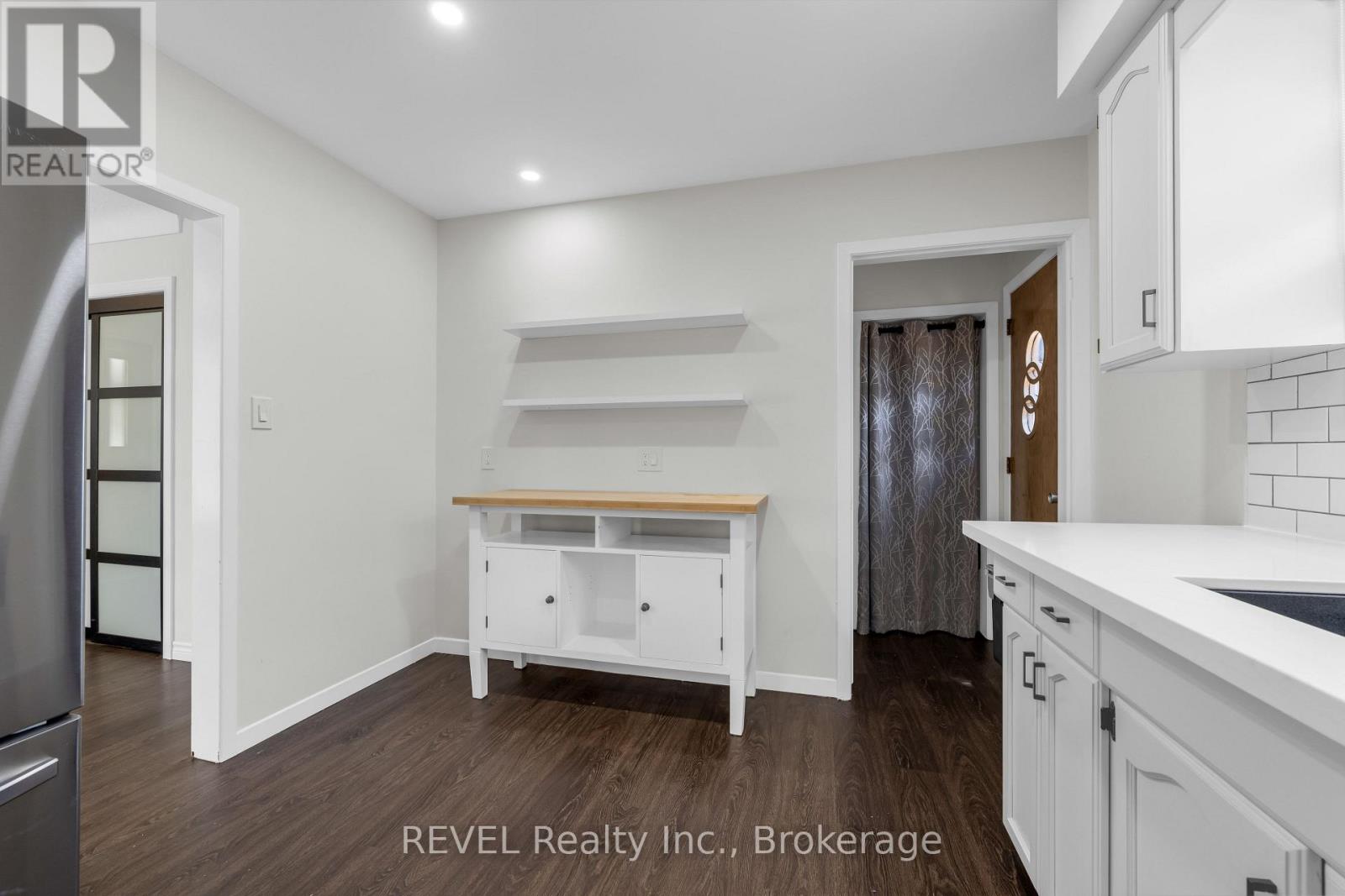 5 ARMOUR DRIVE - Image 12