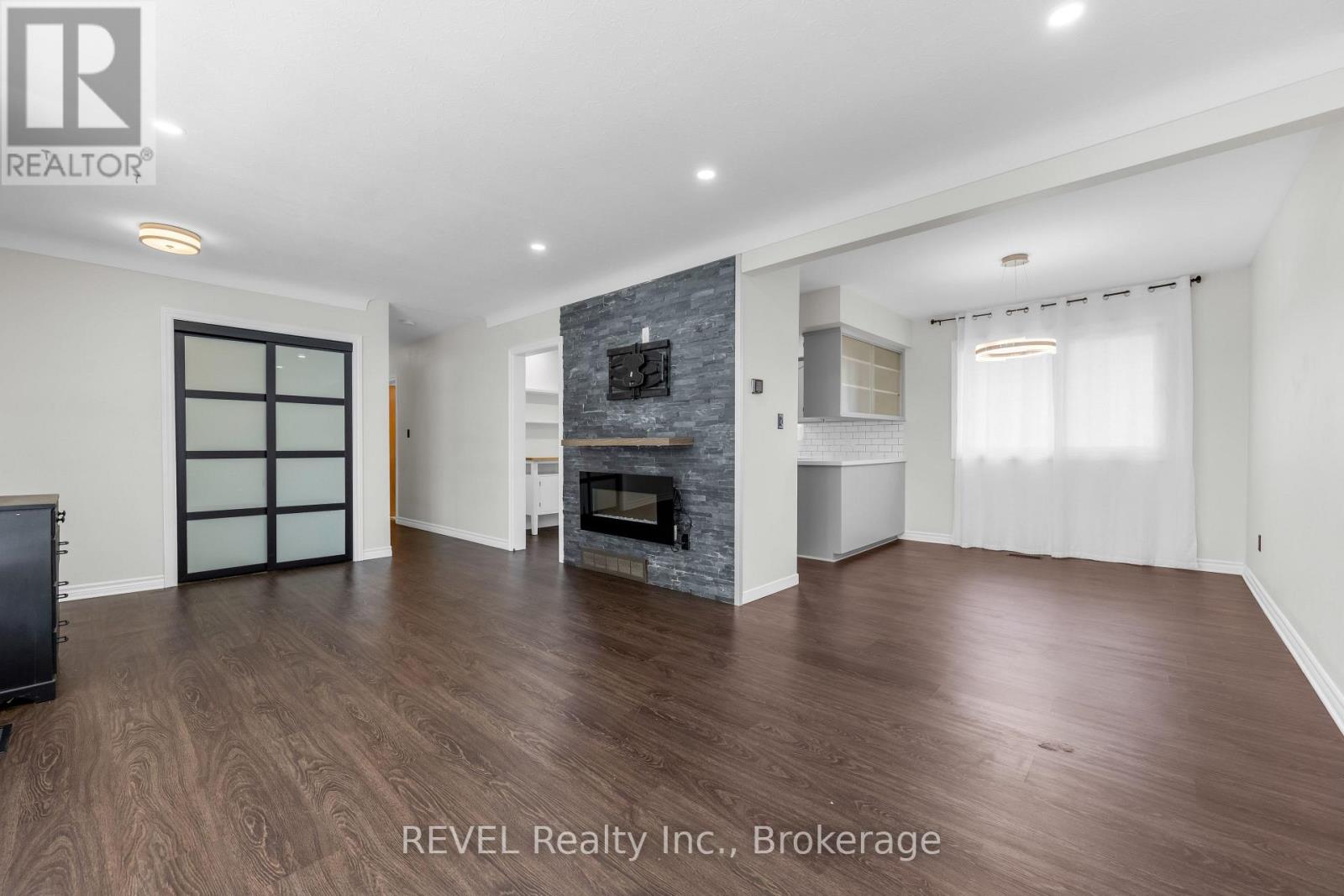 5 ARMOUR DRIVE - Image 5