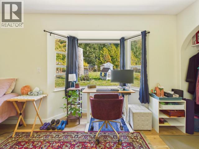 8612 MYRTLE POINT ROAD - Image 31