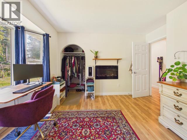 8612 MYRTLE POINT ROAD - 32