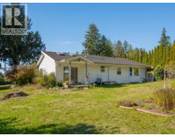8612 Myrtle Point Road, Powell River, BC V8A0H2 Photo 11
