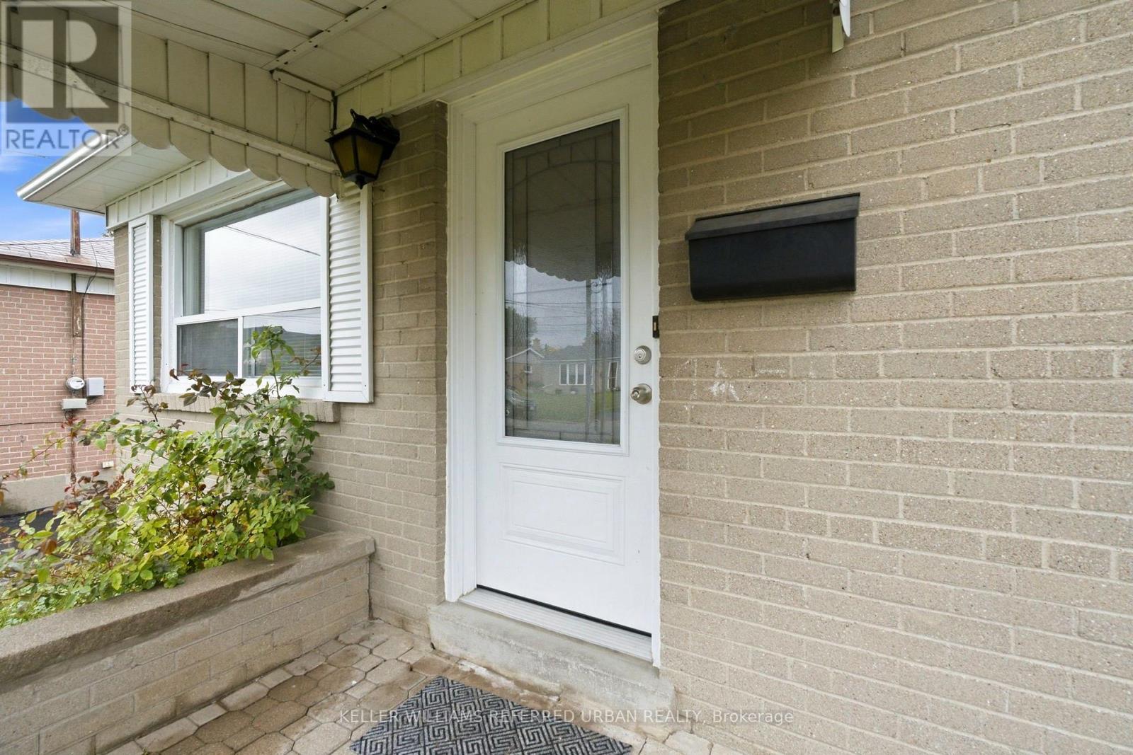 266 ACTON AVENUE - 7