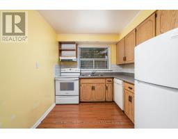 266 Acton Avenue, Toronto, ON M3H4J3 Photo 18