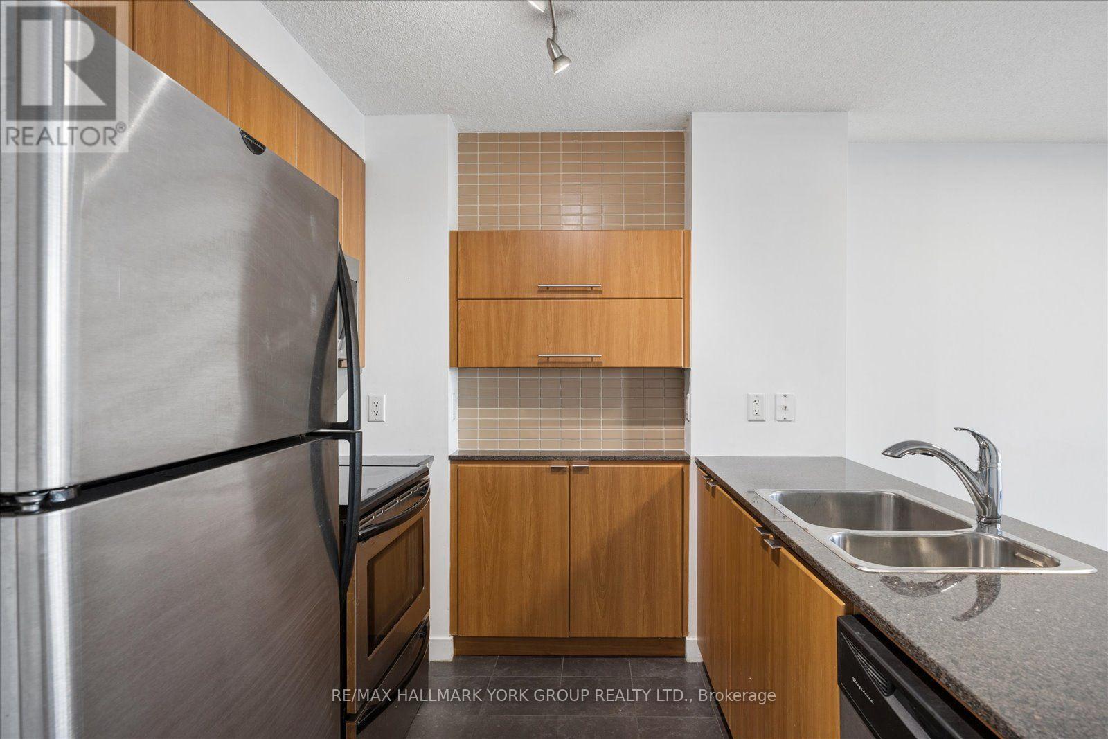 1612- 11 Brunel Court, Toronto, ON photo 16