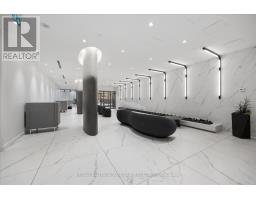 1612 - 11 Brunel Court, Toronto, ON M5V3Y3 Photo 6