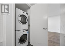 1612 - 11 Brunel Court, Toronto, ON M5V3Y3 Photo 9