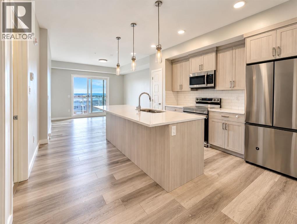 #411 40 Carrington Plaza NW - 3