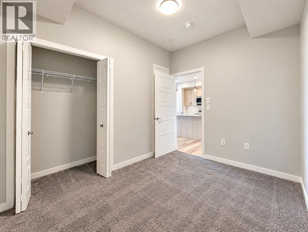 #411 40 Carrington Plaza NW - 5