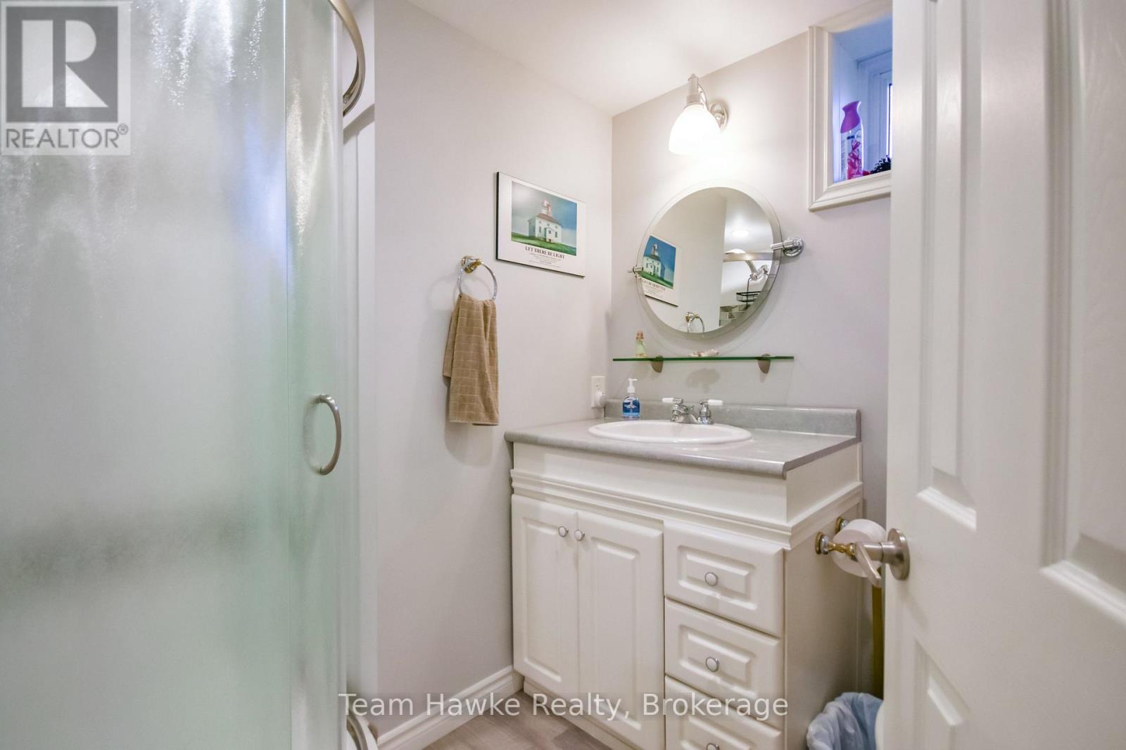 71 EDWARD STREET - 37