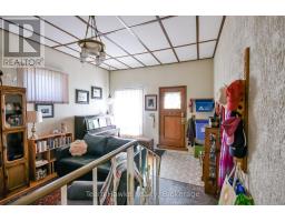 Family room - 71 Edward Street, Penetanguishene, ON L9M1J8 Photo 11
