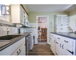 71 Edward Street, Penetanguishene, ON L9M1J8 Photo 20