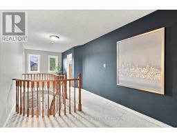 2259 Cottonwood Circle, Pickering, ON L1X2P9 Photo 24