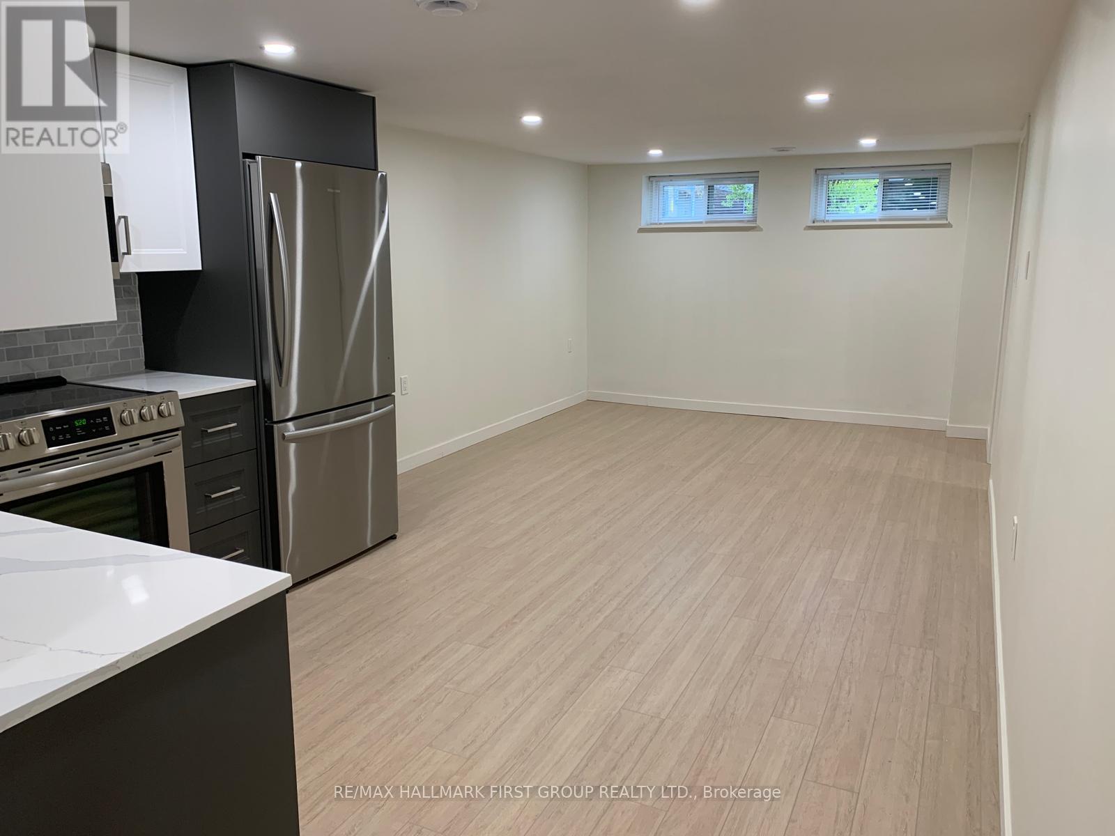 LOWER- 731 Yeremi Street, Pickering, ON photo 5