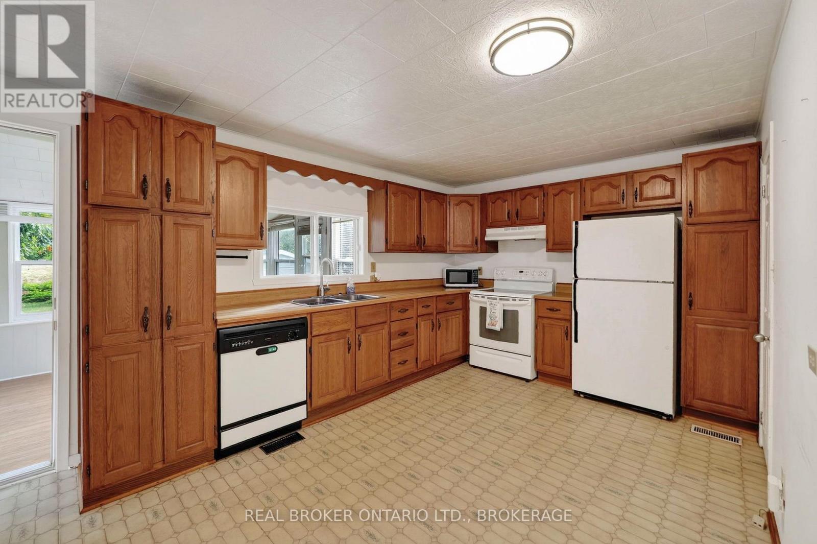 311 HOOPLE AVENUE - 11