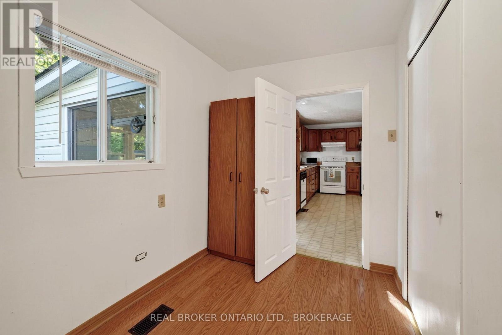 311 HOOPLE AVENUE - Image 21