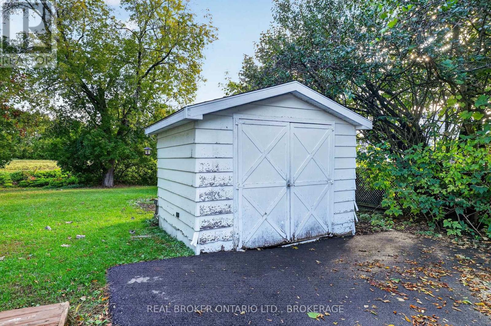 311 HOOPLE AVENUE - 29