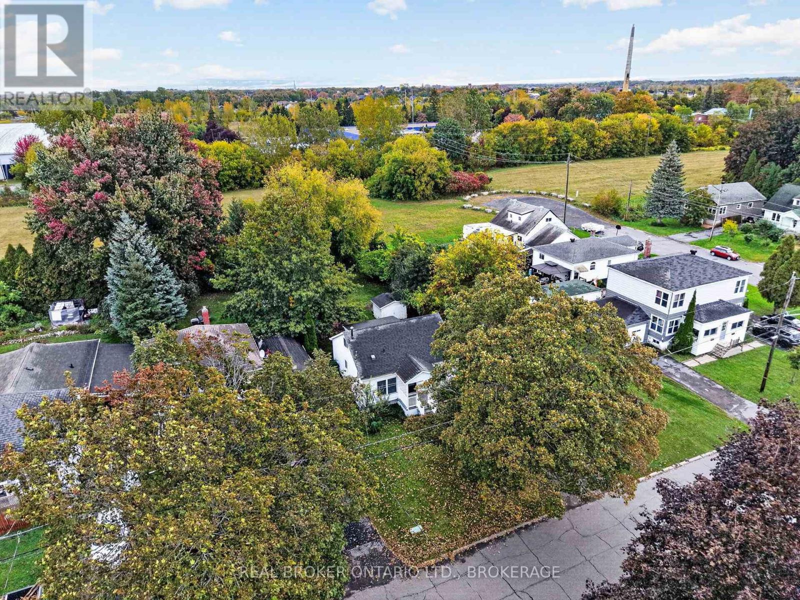 311 HOOPLE AVENUE - 44
