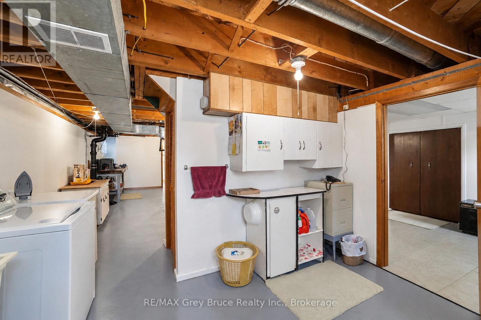 1195 4TH AVENUE W - 27