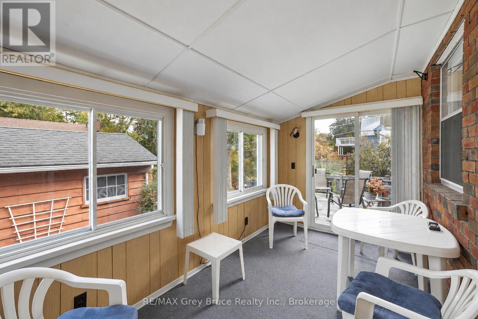 1195 4TH AVENUE W - Image 30
