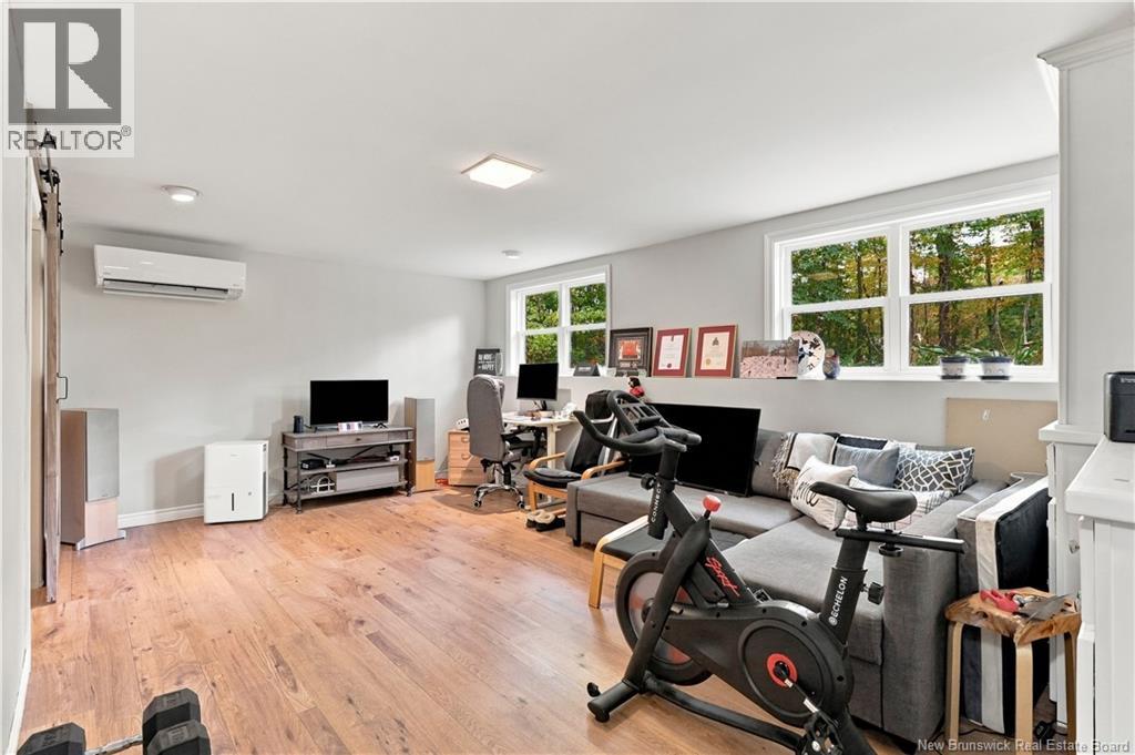 21 Mountain View Crescent - Image 42