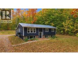 21 Mountain View Crescent, photo 2