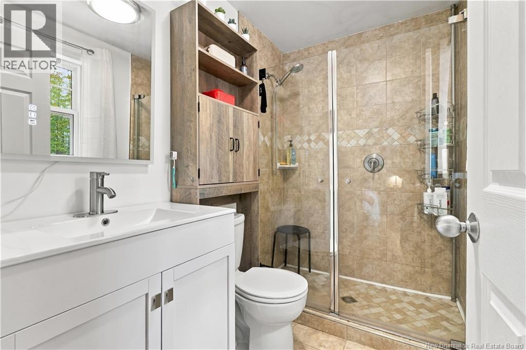 21 Mountain View Crescent - Image 32