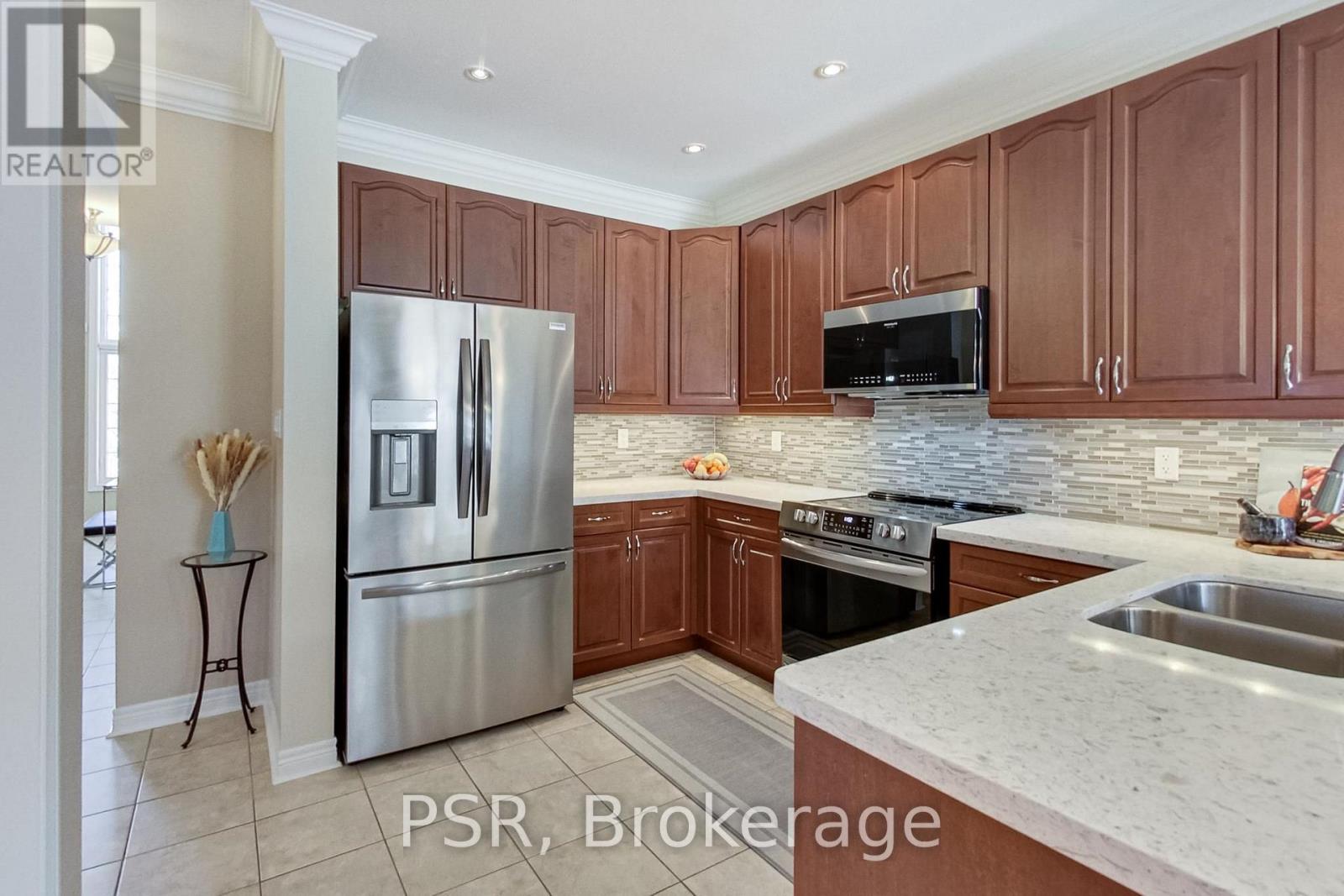 9 White Beach Crescent, Vaughan, ON photo 16