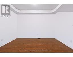 63 Woodroof Crescent, Aurora, ON L4G7H4 Photo 12
