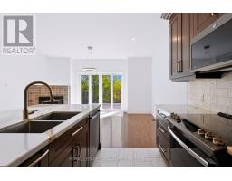 63 Woodroof Crescent, Aurora, ON L4G7H4 Photo 18