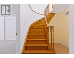 63 Woodroof Crescent, Aurora, ON L4G7H4 Photo 22