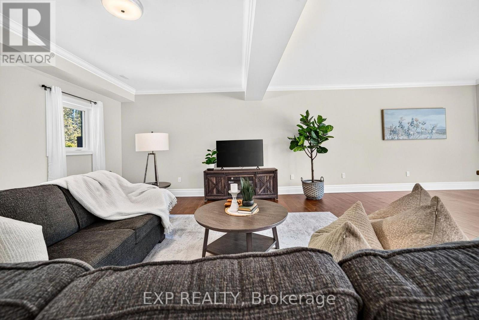 9525 Old Homestead Road, Georgina, ON photo 14