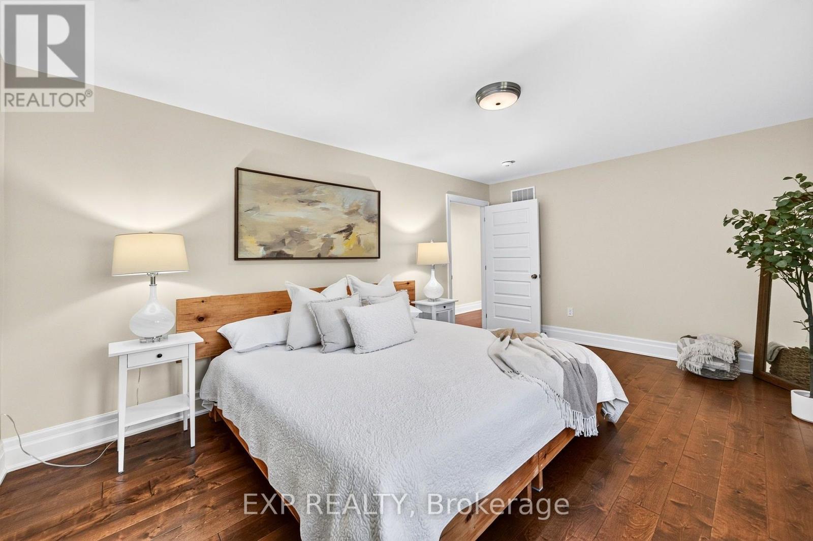 9525 Old Homestead Road, Georgina, ON photo 27