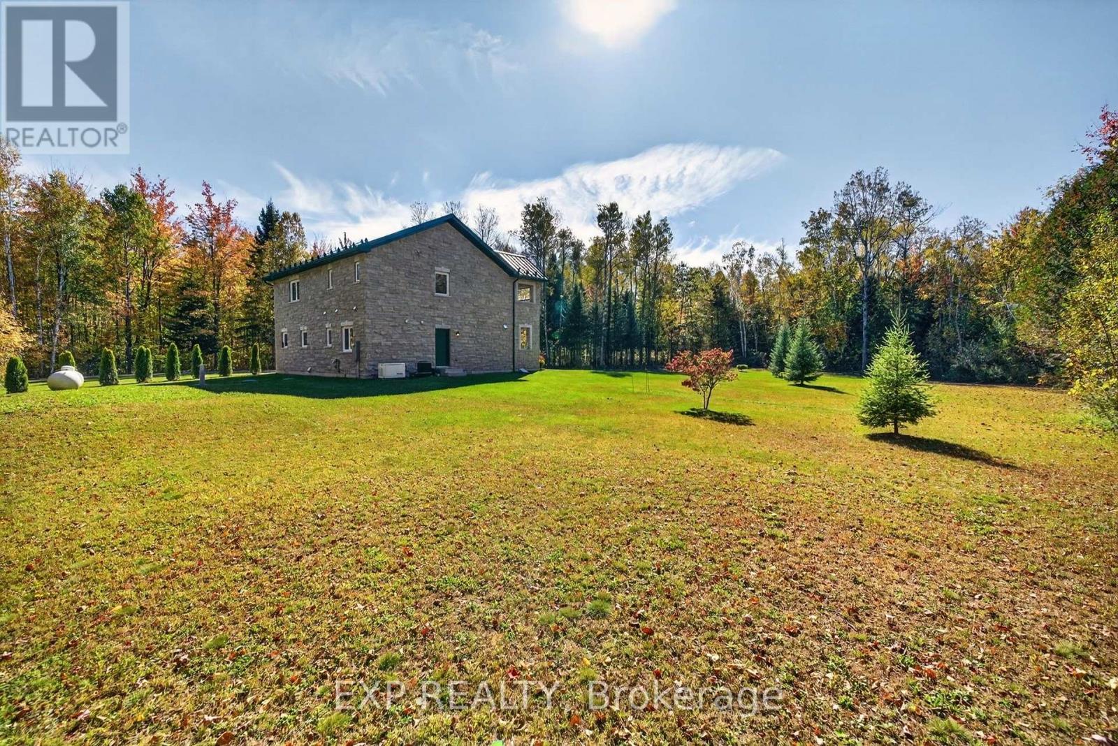 9525 Old Homestead Road, Georgina, ON photo 43