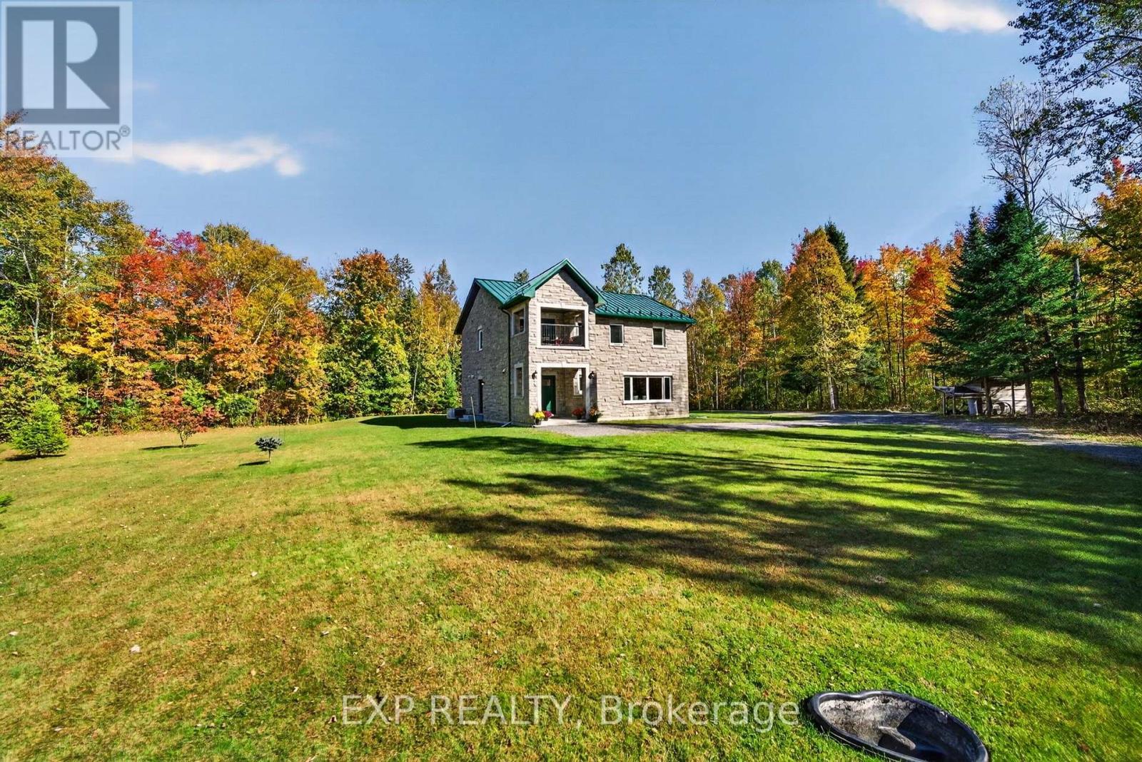 9525 Old Homestead Road, Georgina, ON photo 5