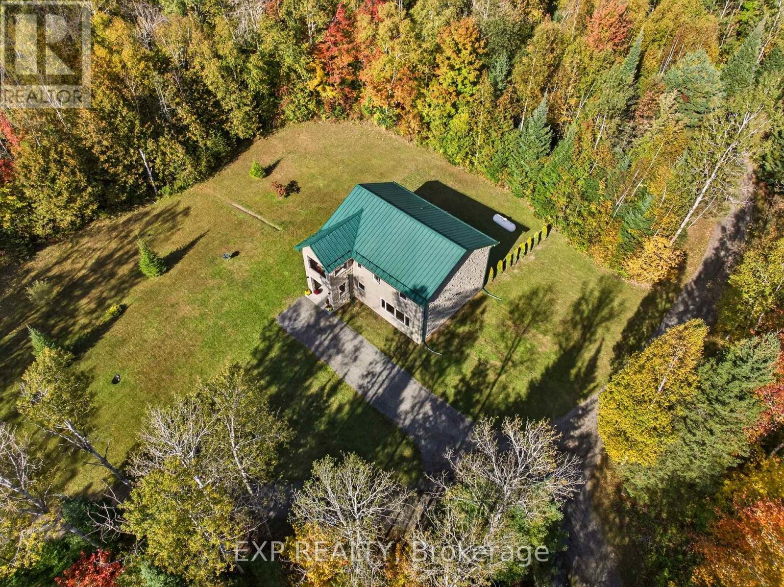 9525 Old Homestead Road, Georgina, ON photo 6
